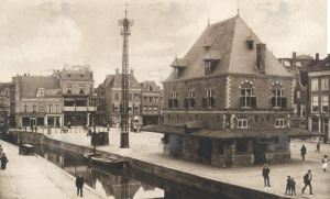 Telefoonmast bij de Waag
